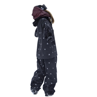 Hellystudio -Snowflake embroidery black snow suit --Women's