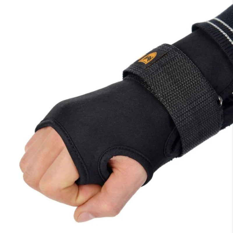 Doorek - Show Finger Snow Sports Wrist  Guards - Unisex